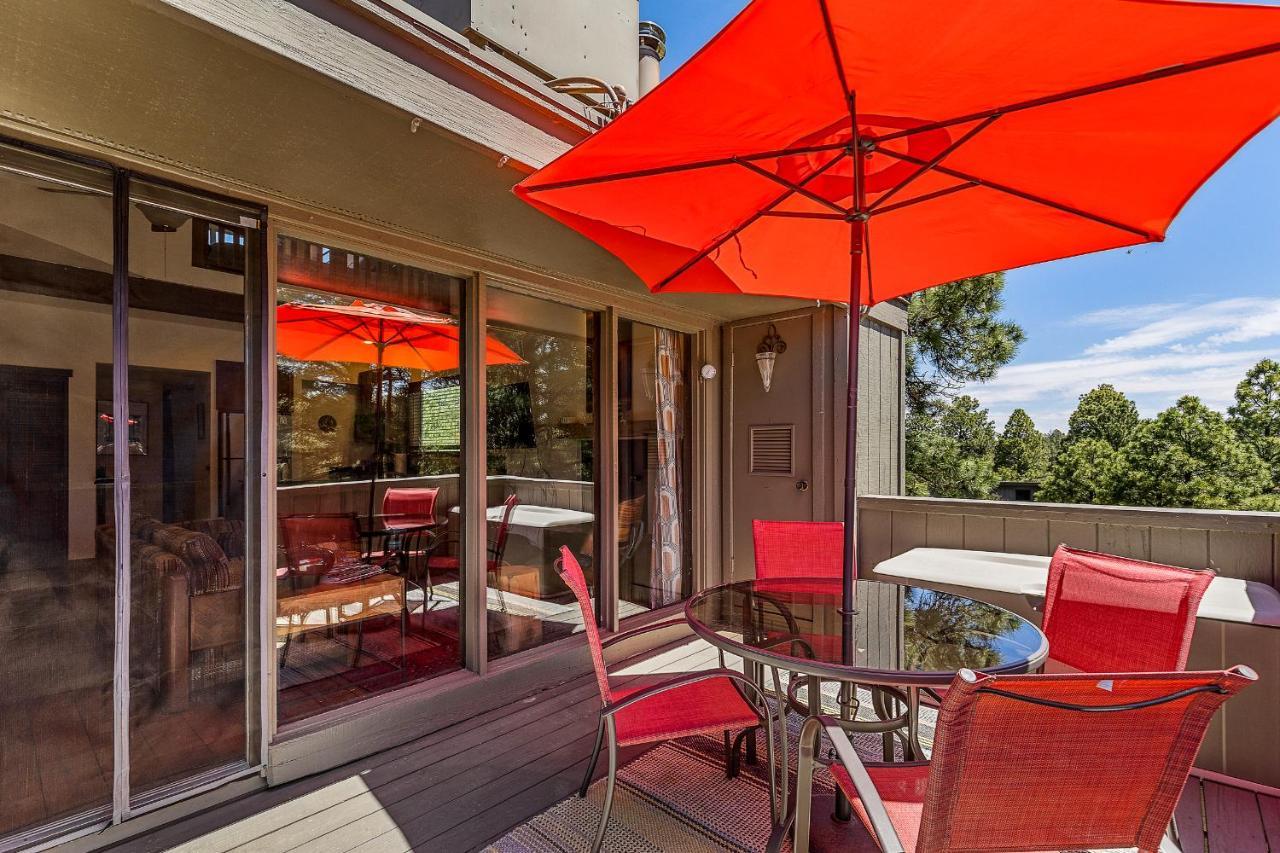 깃대 Delightful 1 Bdrm Country Club Retreat With Mt Elden Views! 빌라 외부 사진